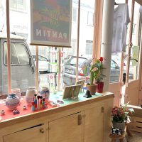 Bureau dans un atelier boutique