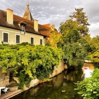 Résidence Artistique : Logement, Atelier & Exposition