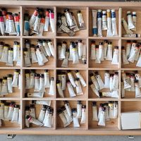 BEAUX PAPIERS DIVERS/AQUARELLE/GRAVURE/DESSIN/PASTEL - 80 TUBES AQUARELLE NEUFS - 2 BOITES PASTELS