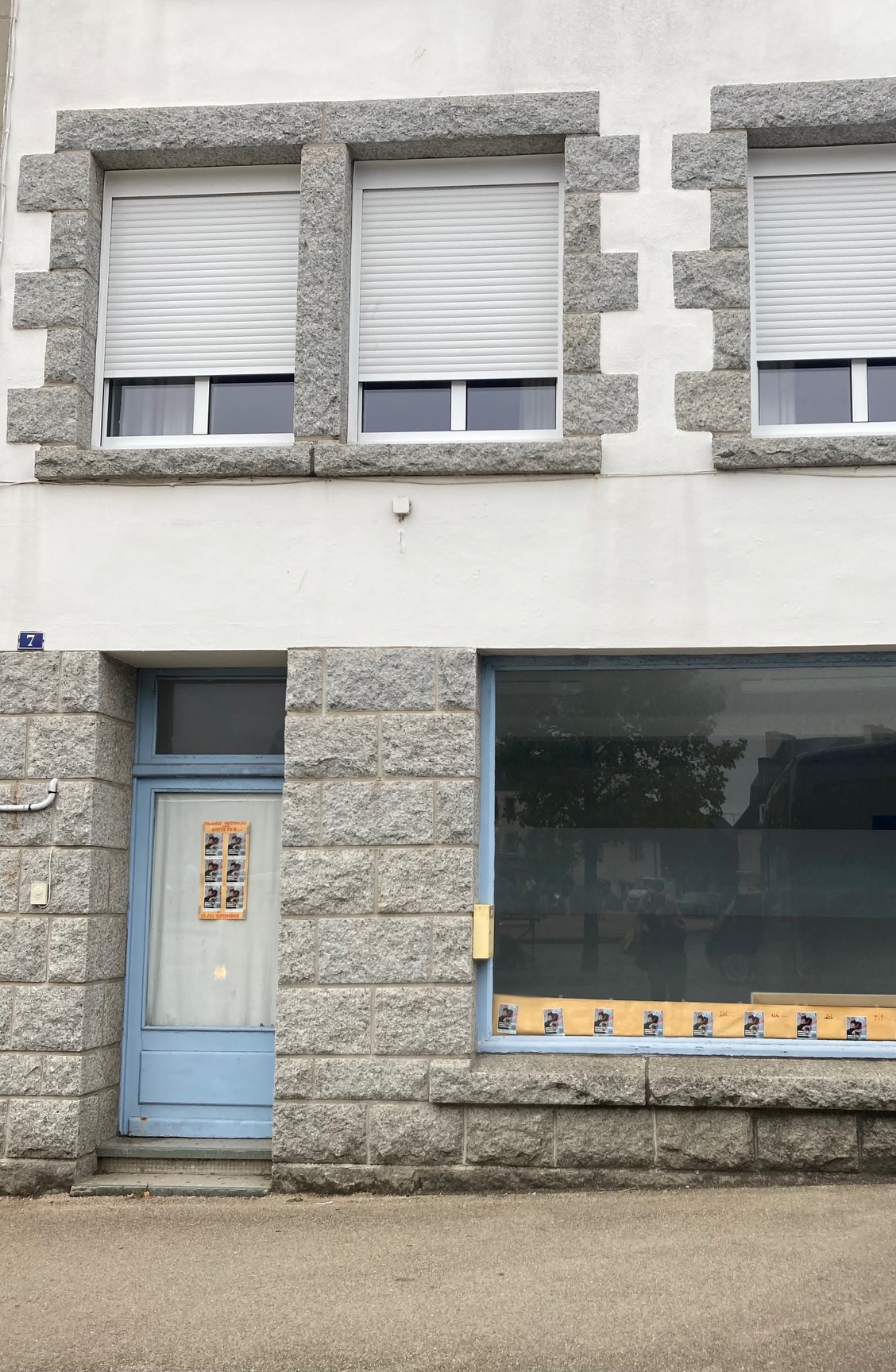 Sur la Place … AU 7 place Charles de Gaulle … – Expo en itinerance…