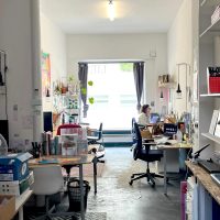 Postes de travail, libres de suite et disponibles 24/7