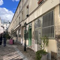 Place de bureau disponible dans un atelier partagé à Paris 11ème