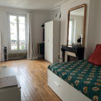 Appartement pour artistes et commissaires à Paris