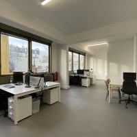 Poste(s) de travail à louer dans atelier lumineux – Paris 12ᵉ