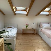 À louer : Jardin paisible et superbe atelier en Bohême du Sud