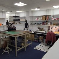 Espaces de travail disponibles en atelier partagé à Sevres