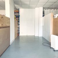 Place dans un atelier partagé de 11m2 dans un espace 130m2.