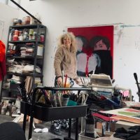 Recherche assistant(e) artiste
