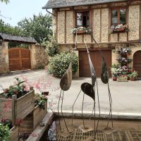 CANDIDATURES 2027 EXPOSITION DE SCULPTURES DANS LE VILLAGE DE Ste EULALIE D’OLT (AVEYRON)