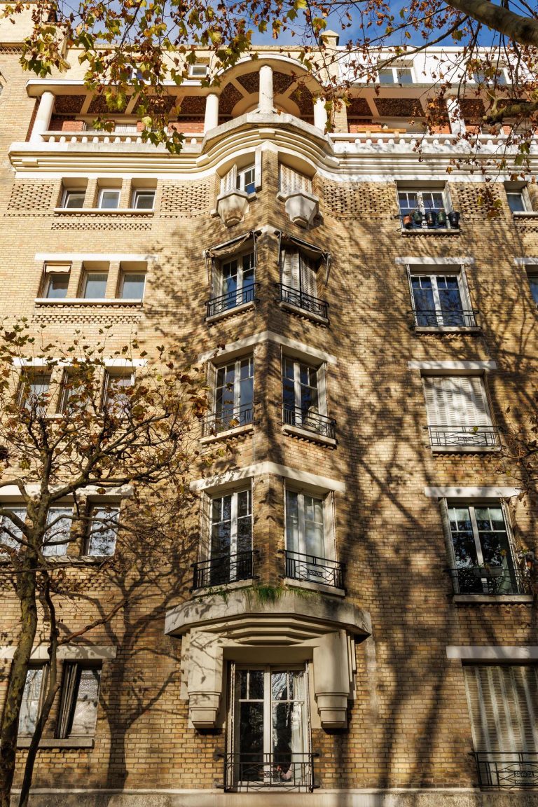 Appartement-atelier de Dominique Hieaux – Visite d&rsquo;atelier, vente d&rsquo;œuvres originales