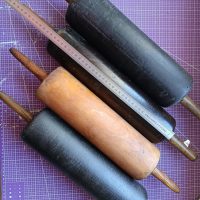 Rouleaux en cuir pour lithographie / gravure – 32 et 35 cm