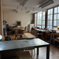Poste de travail Paris 12 – Bureau privé à partager avec 2 personnes